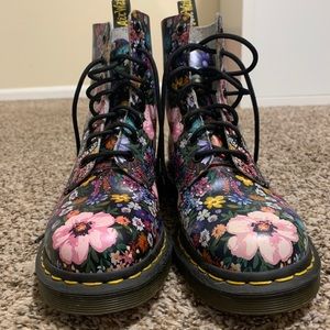 Dr. Marten boots